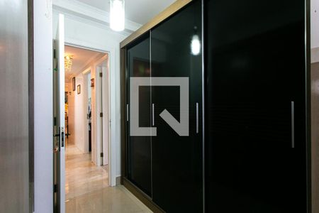 Apartamento à venda com 96m², 3 quartos e 2 vagas Apartamento à venda com 96m², 3 quartos e 2 vagasSuíte