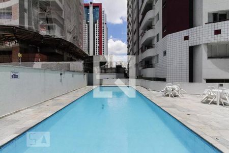 Apartamento à venda com 96m², 3 quartos e 2 vagas Apartamento à venda com 96m², 3 quartos e 2 vagasÁrea comum - Piscina
