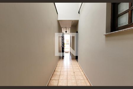 Casa para alugar com 268m², 3 quartos e 6 vagasCorredor