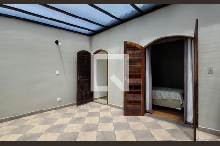 Casa para alugar com 268m², 3 quartos e 6 vagasQuarto Varanda