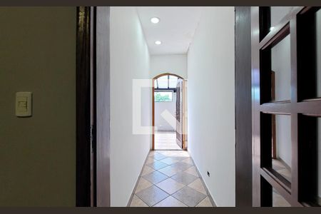 Casa para alugar com 268m², 3 quartos e 6 vagasCorredor 