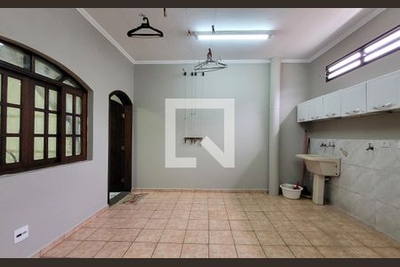 Casa para alugar com 268m², 3 quartos e 6 vagasÁrea de Serviço