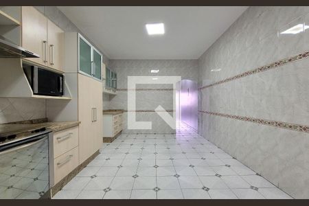 Casa para alugar com 268m², 3 quartos e 6 vagasCozinha