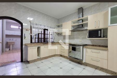 Casa para alugar com 268m², 3 quartos e 6 vagasCozinha