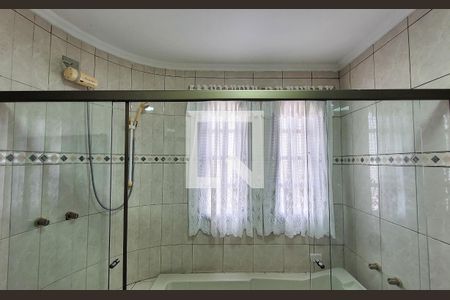 Casa para alugar com 268m², 3 quartos e 6 vagasBanheiro da suíte