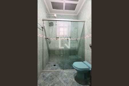 Casa para alugar com 268m², 3 quartos e 6 vagasBanheiro 2