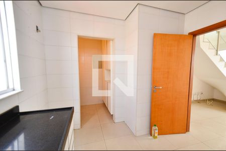 Apartamento à venda com 153m², 4 quartos e 4 vagas Apartamento à venda com 153m², 4 quartos e 4 vagasCozinha