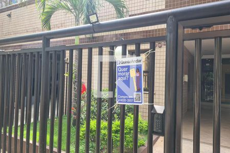 Apartamento à venda com 88m², 2 quartos e 1 vagaFachada do Condomínio com placa