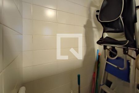 Apartamento à venda com 134m², 3 quartos e 2 vagasBanheiro de Serviço