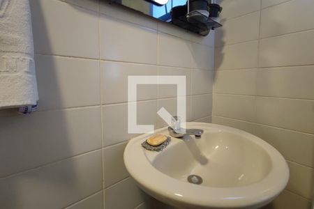 Apartamento à venda com 134m², 3 quartos e 2 vagasBanheiro de Serviço