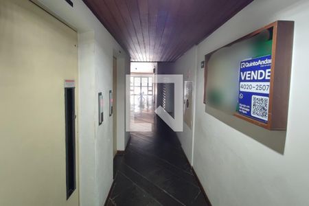 Apartamento à venda com 134m², 3 quartos e 2 vagasPLACA INSTALADA NO HALL DE ENTRADA