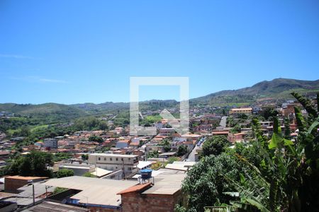 Casa à venda com 70m², 4 quartos e sem vagaVista