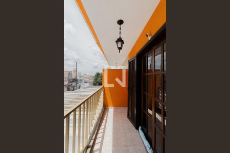 Casa à venda com 120m², 3 quartos e 2 vagas Casa à venda com 120m², 3 quartos e 2 vagasVaranda Suíte 3