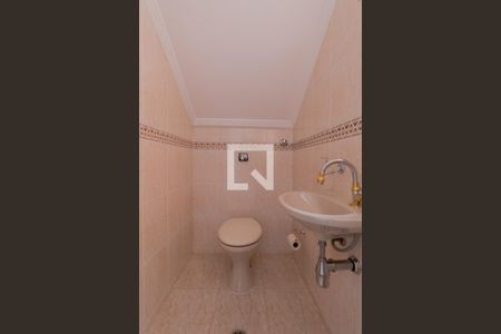 Casa à venda com 120m², 3 quartos e 2 vagas Casa à venda com 120m², 3 quartos e 2 vagasLavabo