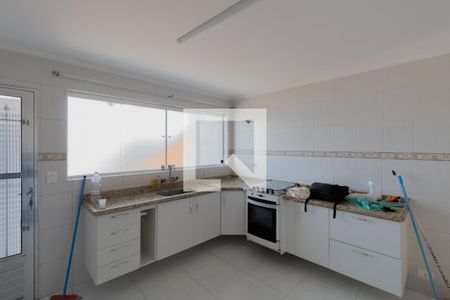 Casa à venda com 120m², 3 quartos e 2 vagas Casa à venda com 120m², 3 quartos e 2 vagasCozinha