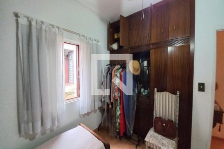 Casa à venda com 247m², 4 quartos e 4 vagas Casa à venda com 247m², 4 quartos e 4 vagasQuarto 2