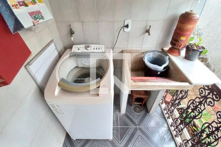 Casa à venda com 247m², 4 quartos e 4 vagas Casa à venda com 247m², 4 quartos e 4 vagasÁrea de Serviço