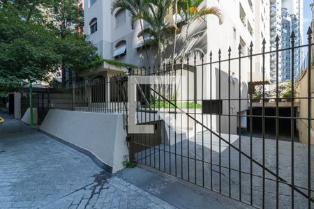 Apartamento à venda com 84m², 2 quartos e 1 vaga Apartamento à venda com 84m², 2 quartos e 1 vagaFachada