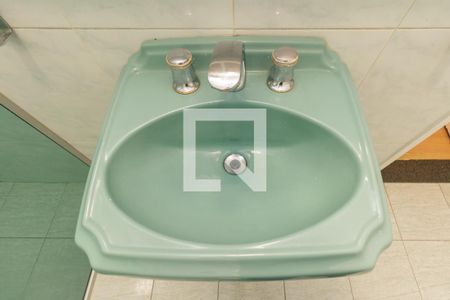 Apartamento à venda com 79m², 2 quartos e sem vaga Apartamento à venda com 79m², 2 quartos e sem vagaBanheiro