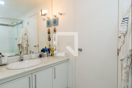 Apartamento à venda com 110m², 2 quartos e 1 vagaBanheiro da Suíte