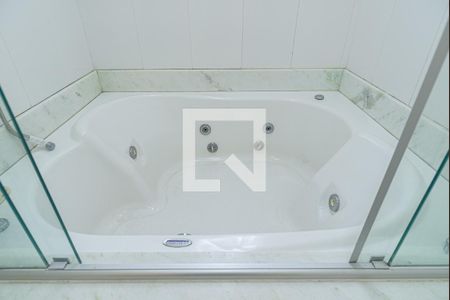 Apartamento à venda com 110m², 2 quartos e 1 vagaBanheiro da Suíte