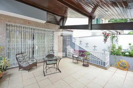 Casa à venda com 200m², 2 quartos e 2 vagasSacada