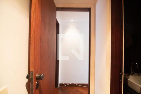 Apartamento à venda com 140m², 3 quartos e 2 vagas Apartamento à venda com 140m², 3 quartos e 2 vagasSuíte - Corredor