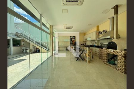 Casa à venda com 539m², 4 quartos e 5 vagas Casa à venda com 539m², 4 quartos e 5 vagasÁrea gourmet