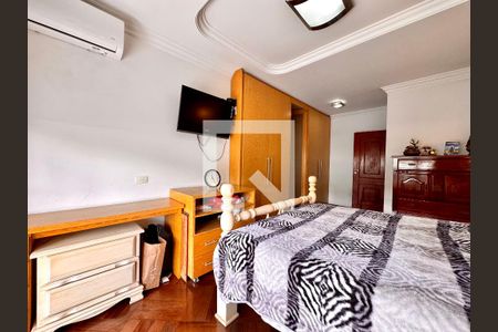 Casa à venda com 539m², 4 quartos e 5 vagas Casa à venda com 539m², 4 quartos e 5 vagasSuíte master