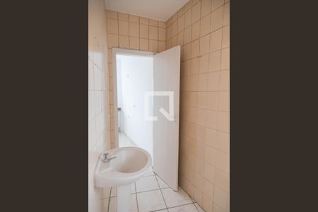 Studio para alugar com 30m², 1 quarto e sem vaga Studio para alugar com 30m², 1 quarto e sem vagaBanheiro