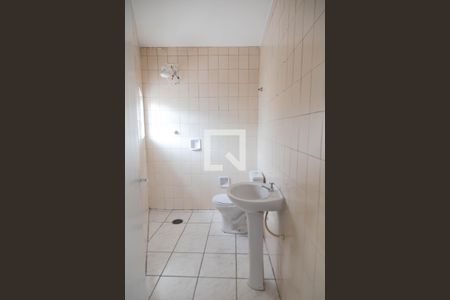 Studio para alugar com 30m², 1 quarto e sem vaga Studio para alugar com 30m², 1 quarto e sem vagaBanheiro