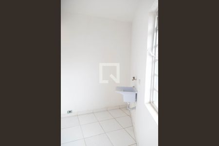 Studio para alugar com 30m², 1 quarto e sem vaga Studio para alugar com 30m², 1 quarto e sem vagaÁrea de Serviço