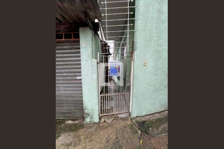 Casa à venda com 40m², 1 quarto e sem vaga Casa à venda com 40m², 1 quarto e sem vagaFachada