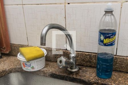 Casa à venda com 94m², 2 quartos e sem vaga Casa à venda com 94m², 2 quartos e sem vagaCozinha - Torneira