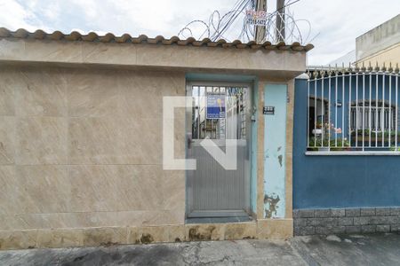 Casa à venda com 94m², 2 quartos e sem vaga Casa à venda com 94m², 2 quartos e sem vagaFachada da Entrada