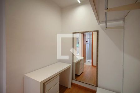 Apartamento para alugar com 120m², 3 quartos e 4 vagasCloset da Suite