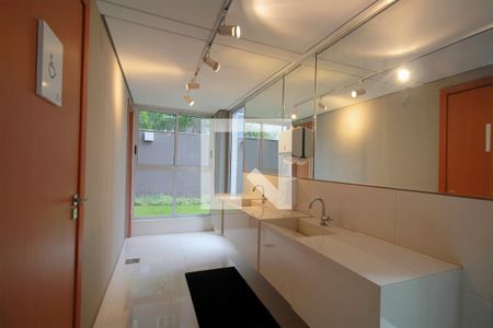 Apartamento para alugar com 120m², 3 quartos e 4 vagasÁrea comum - Banheiros