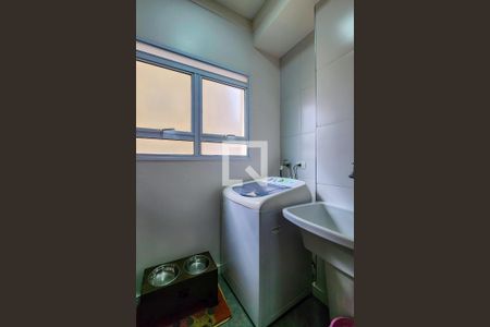 Apartamento à venda com 56m², 2 quartos e 1 vaga Apartamento à venda com 56m², 2 quartos e 1 vagaÁrea de Serviço