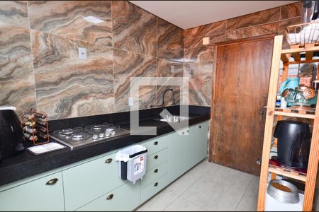 Apartamento à venda com 139m², 2 quartos e 1 vaga Apartamento à venda com 139m², 2 quartos e 1 vagaCozinha