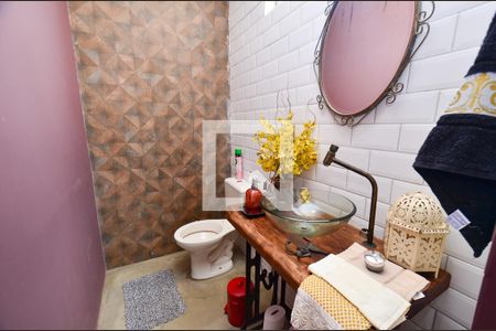 Apartamento à venda com 139m², 2 quartos e 1 vaga Apartamento à venda com 139m², 2 quartos e 1 vagaBanheiro