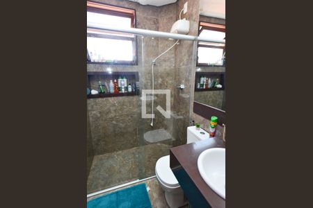 Apartamento à venda com 139m², 2 quartos e 1 vaga Apartamento à venda com 139m², 2 quartos e 1 vagaBanheiro social