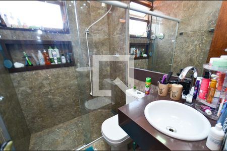 Apartamento à venda com 139m², 2 quartos e 1 vaga Apartamento à venda com 139m², 2 quartos e 1 vagaBanheiro social