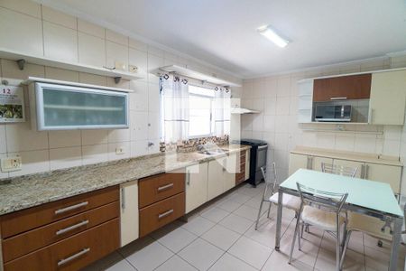 Casa à venda com 224m², 3 quartos e 4 vagasCozinha