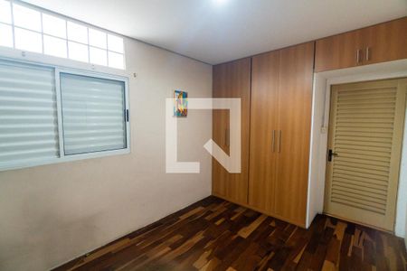 Casa à venda com 224m², 3 quartos e 4 vagasQuarto 1