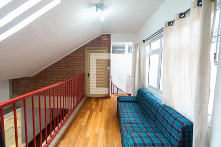 Casa à venda com 224m², 3 quartos e 4 vagasMesanino