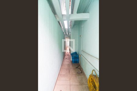 Casa à venda com 224m², 3 quartos e 4 vagasCorredor Lateral