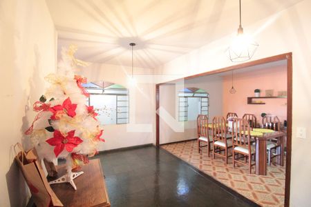 Casa à venda com 520m², 3 quartos e 1 vagaSala de Jantar