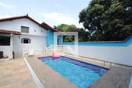 Casa à venda com 520m², 3 quartos e 1 vagaPiscina