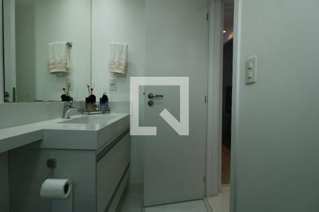 Apartamento à venda com 65m², 2 quartos e 1 vagaBanheiro Social