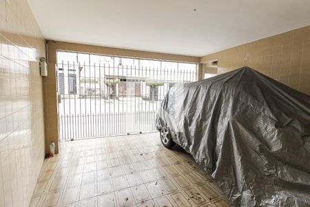Casa à venda com 380m², 3 quartos e 5 vagas Casa à venda com 380m², 3 quartos e 5 vagasGaragem